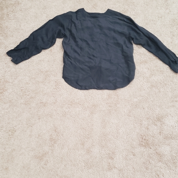 Navy blue 100% silk button down top - Picture 5 of 7